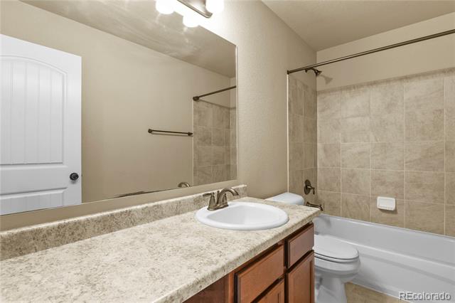 10747 Hidden Prairie Parkway