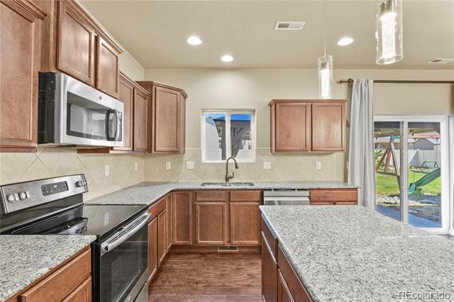 10747 Hidden Prairie Parkway