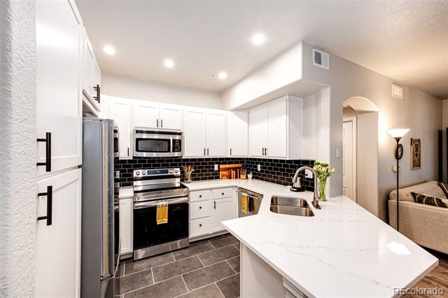 1631 W Canal Circle Unit: 813