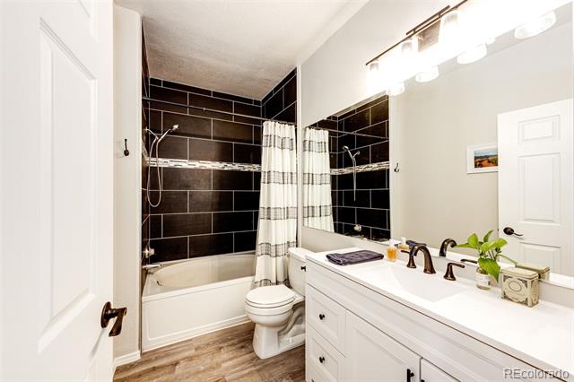 1631 W Canal Circle Unit: 813