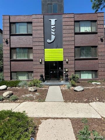 1977 S Josephine Street Unit: 202