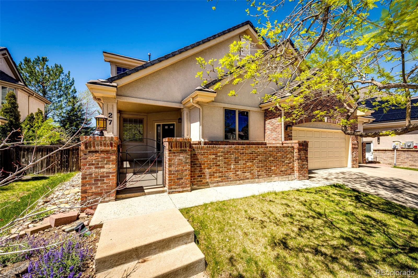 27 Coral Place
