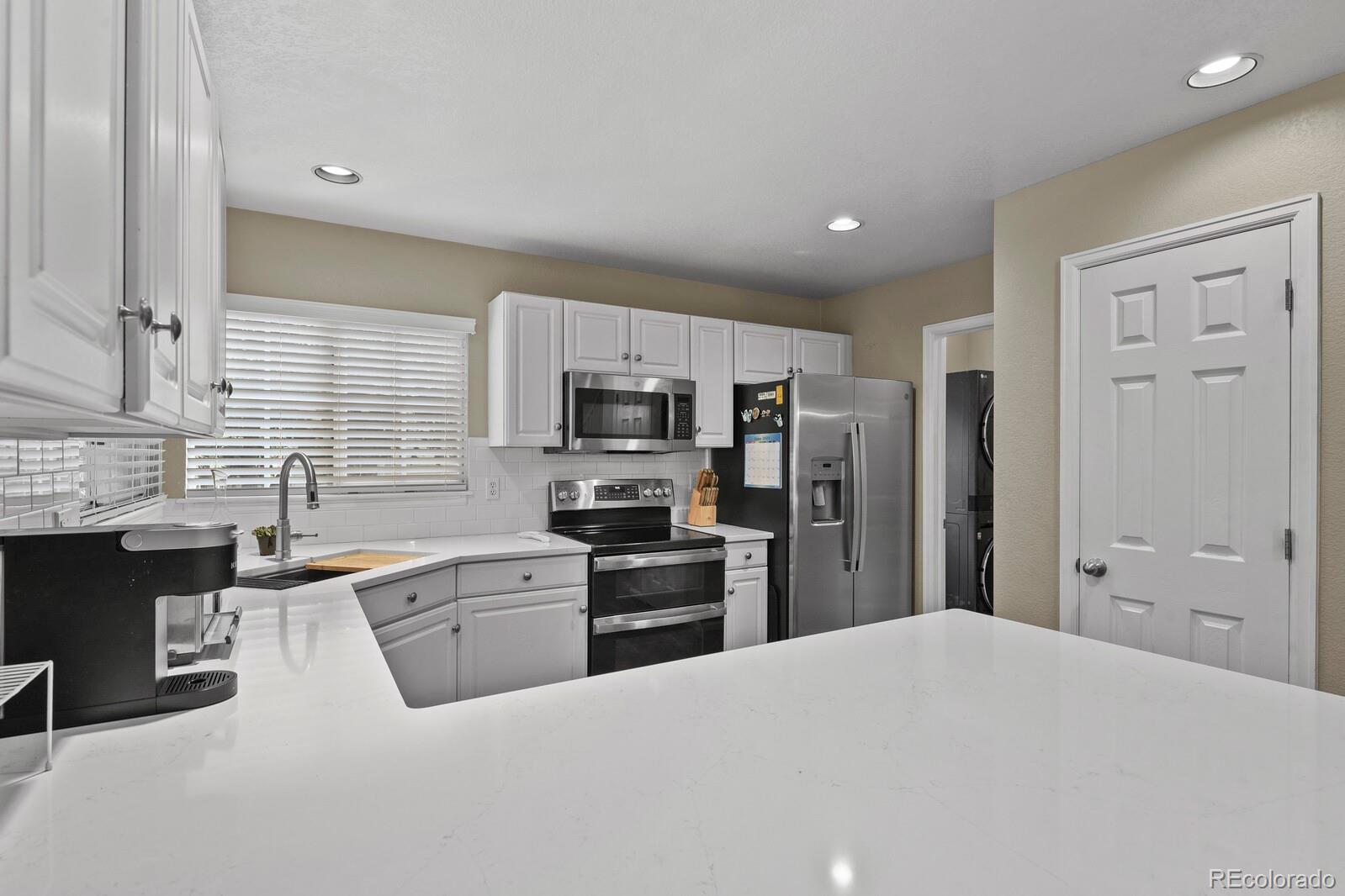 321 Lodgewood Lane