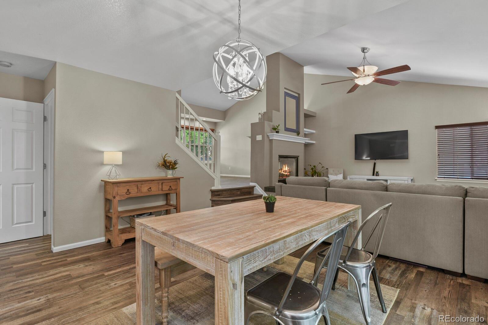 321 Lodgewood Lane