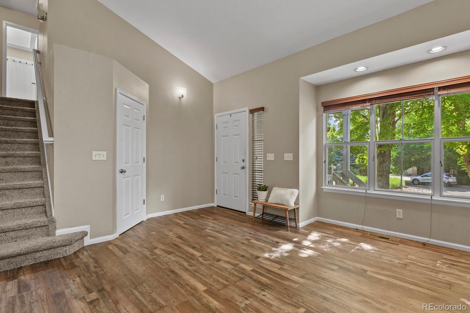321 Lodgewood Lane