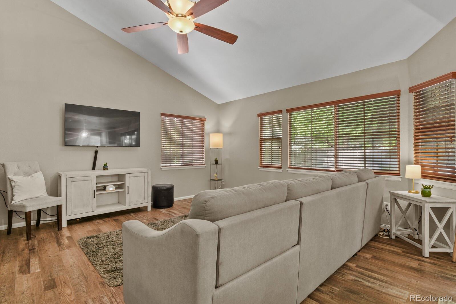 321 Lodgewood Lane