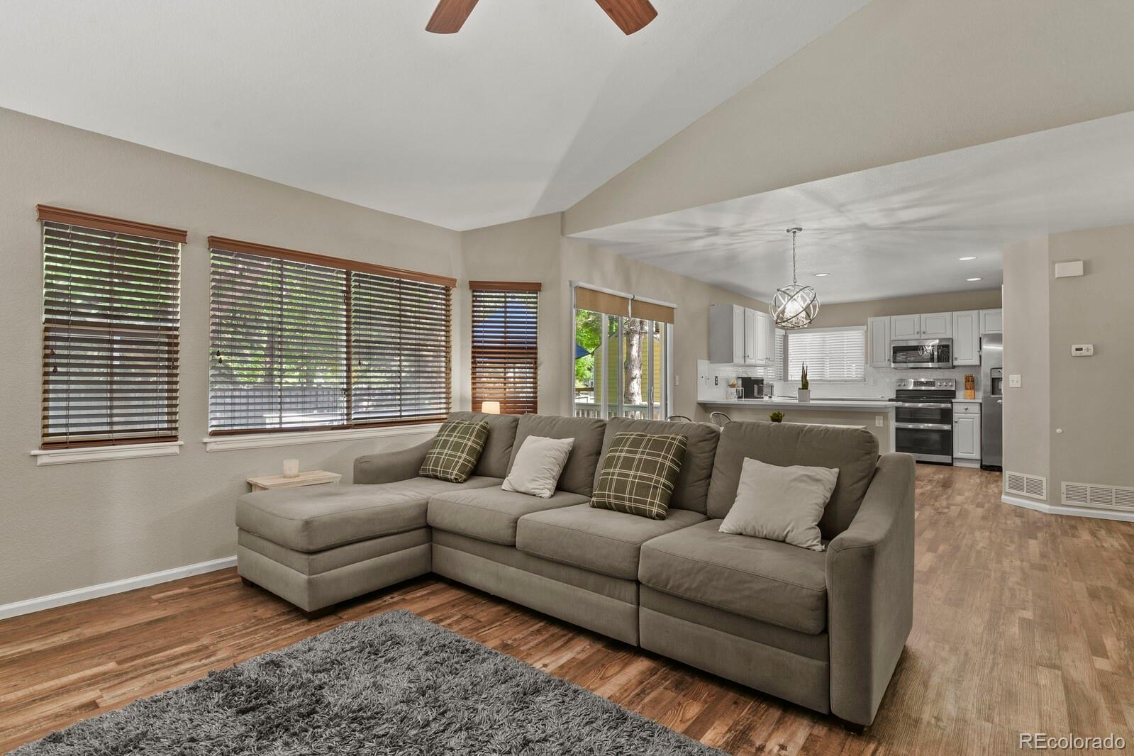 321 Lodgewood Lane