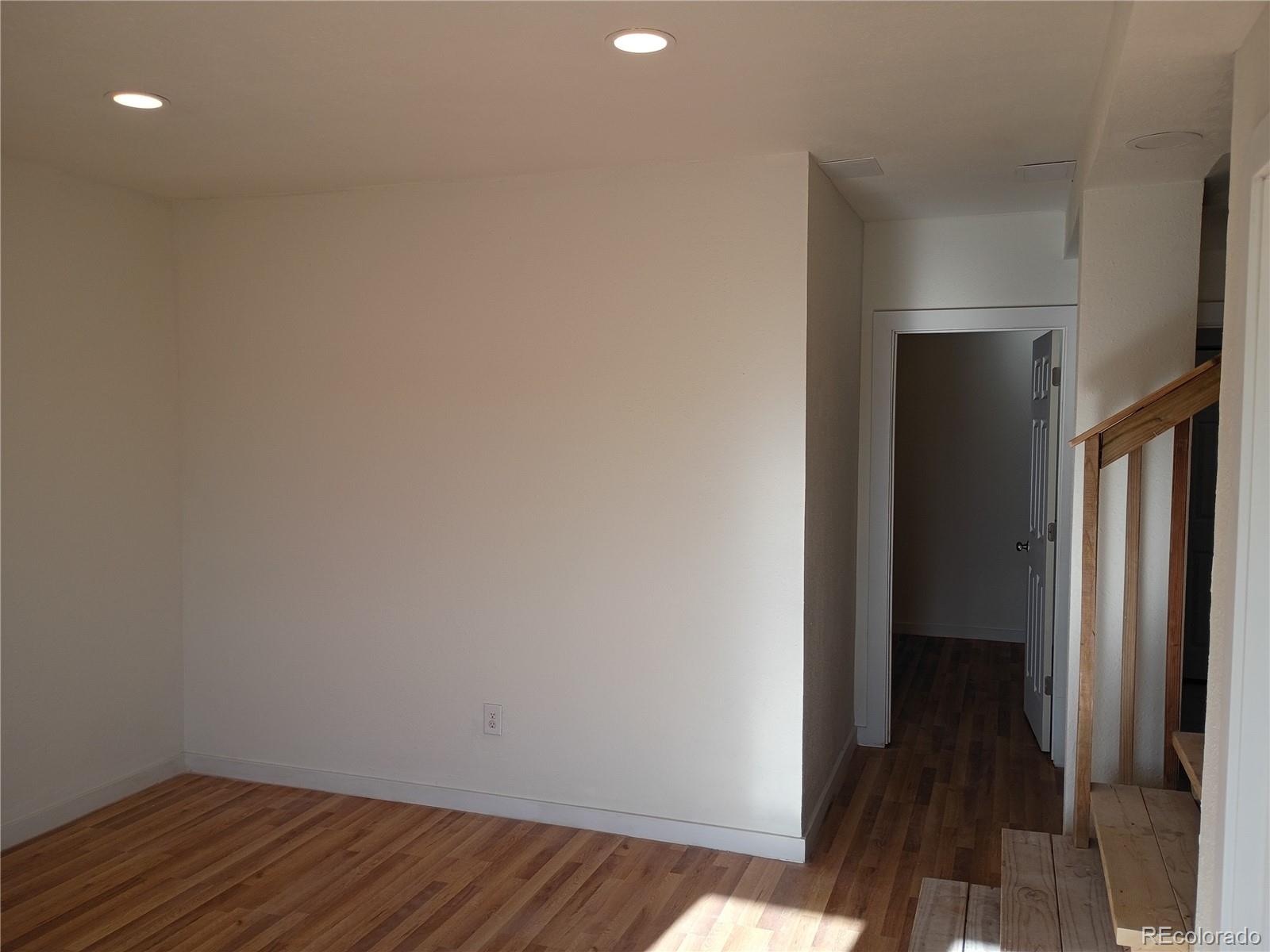 1212 S County Road 185