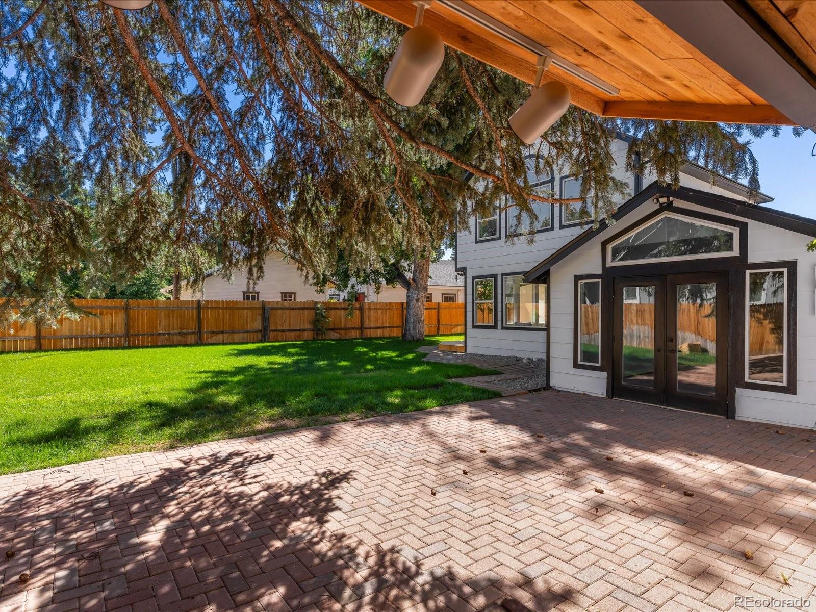 509 W 5th Street
