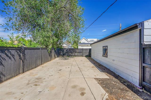 3064 S Galapago Street
