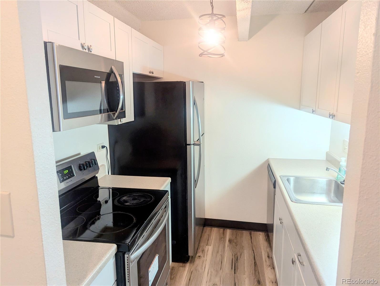 8060 E Girard Avenue Unit: 215