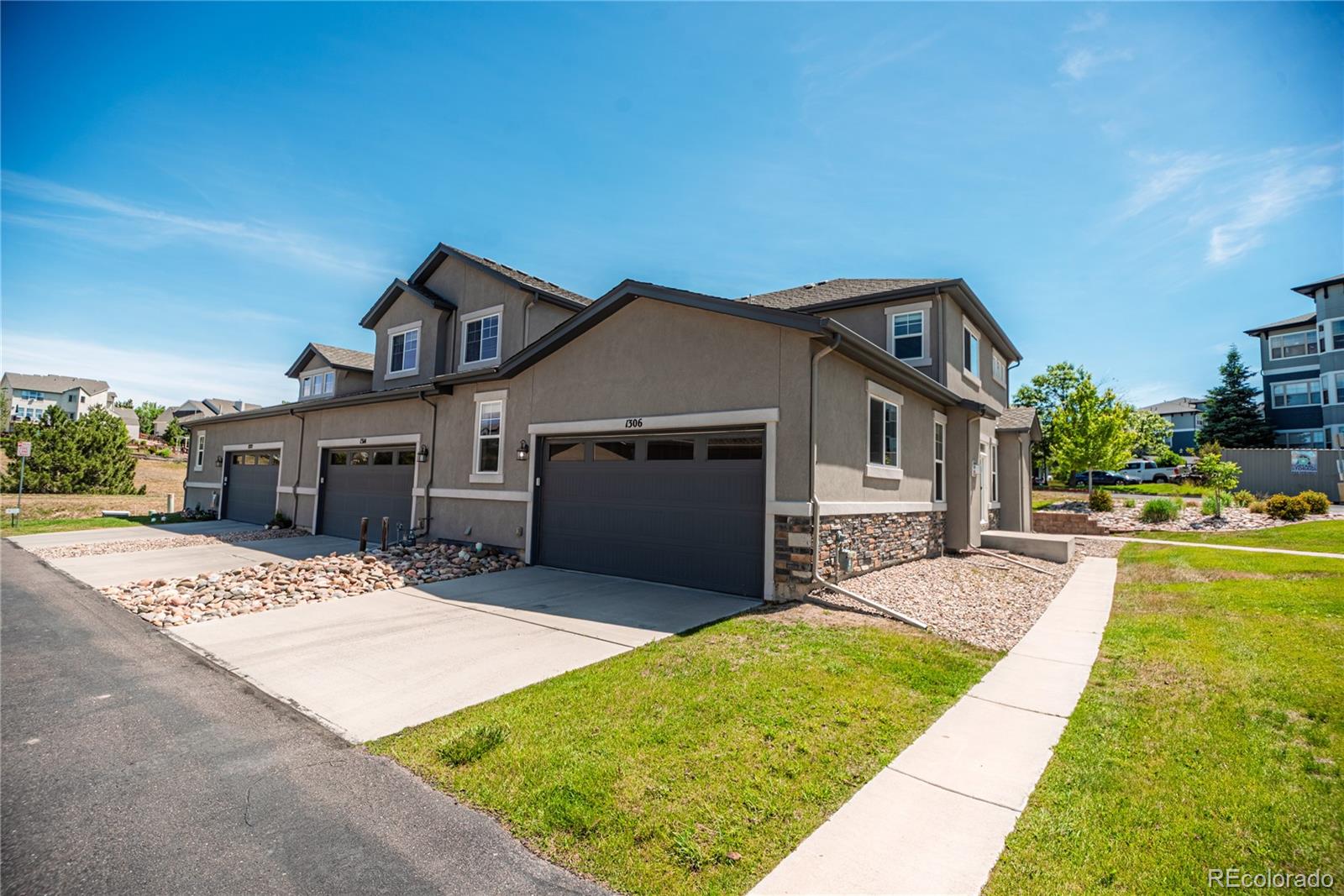 1306 Promontory Bluff View