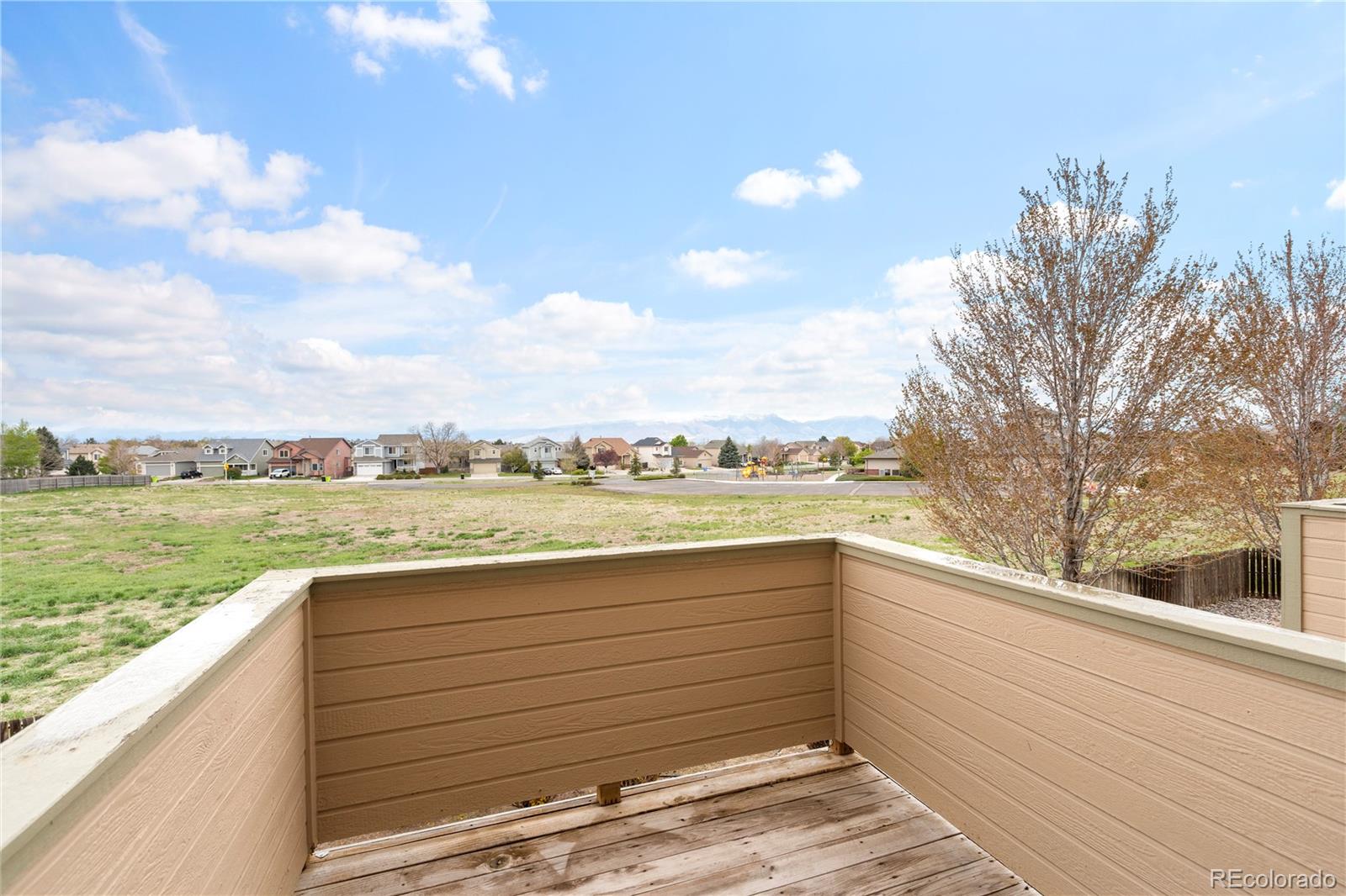 5382 Sunshade Point