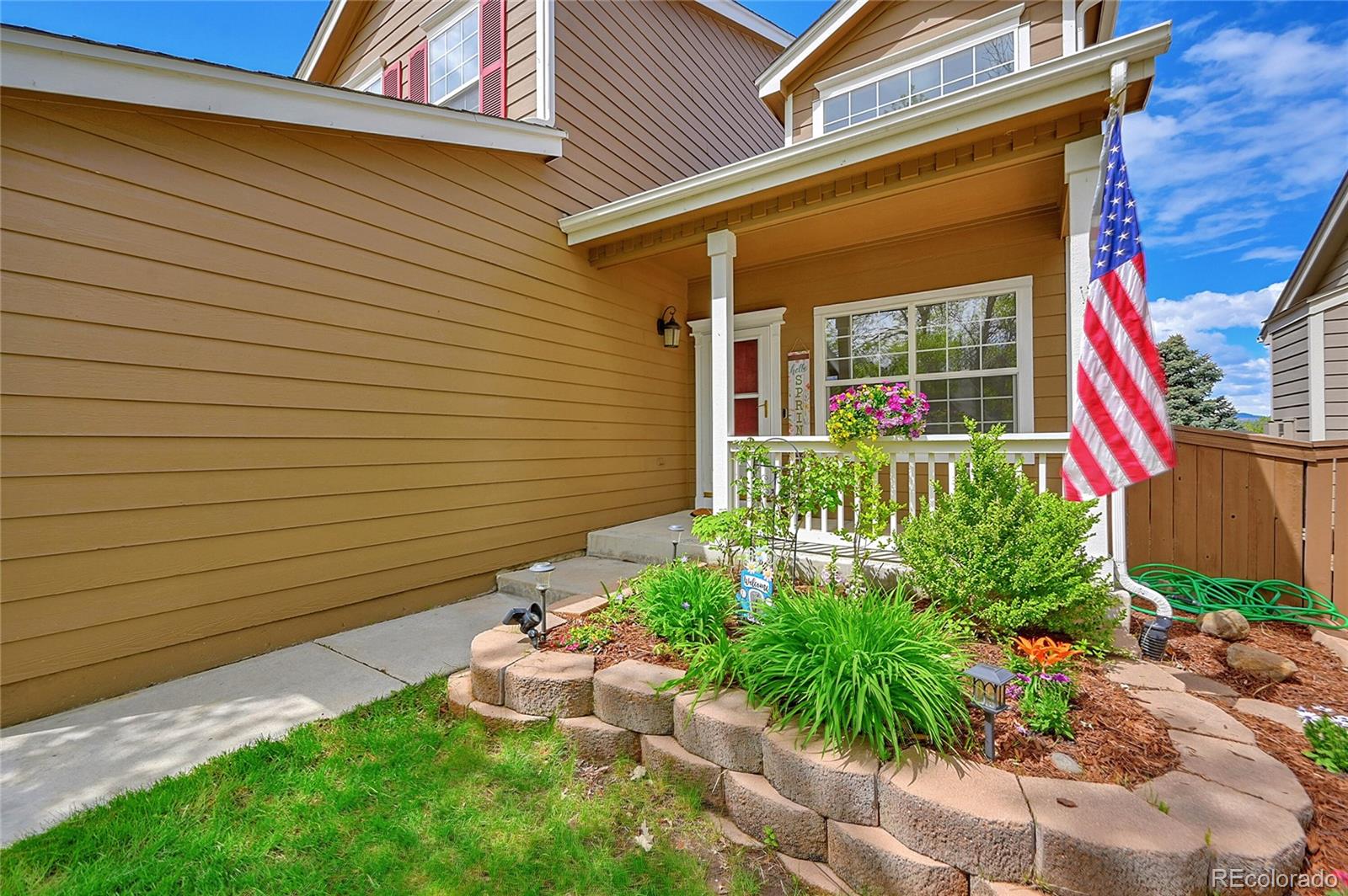 1089 Mulberry Lane