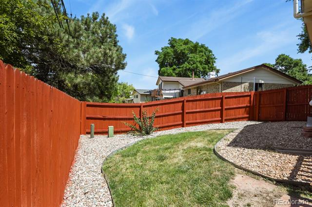 7197 S Dahlia Court