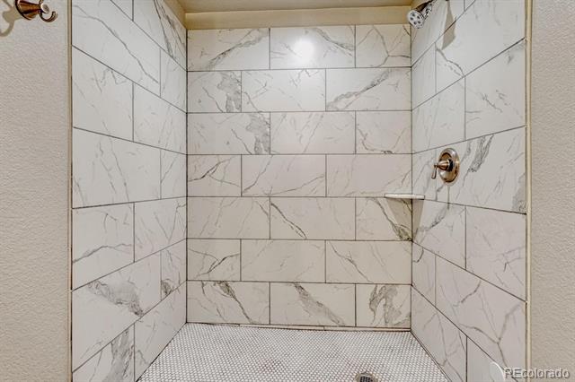 1422 Colebrook Court