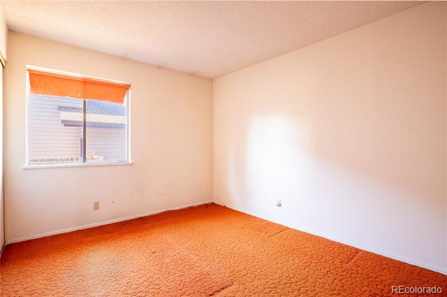 558 S Field Court