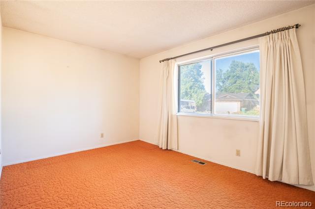 558 S Field Court