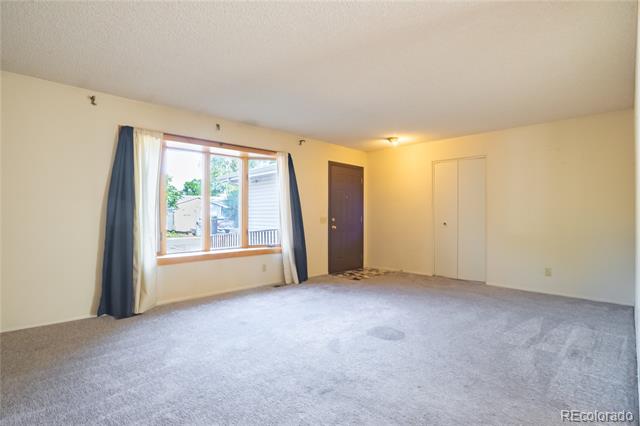 558 S Field Court