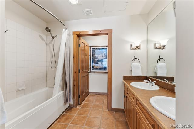 135 Dercum Drive Unit: 8615