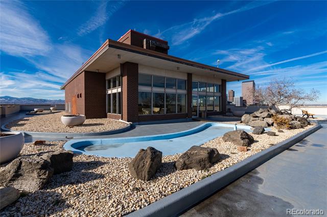 550 E 12th Avenue Unit: 907