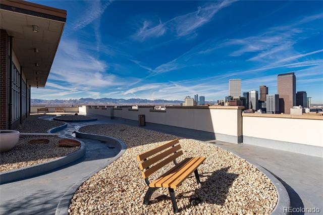 550 E 12th Avenue Unit: 907