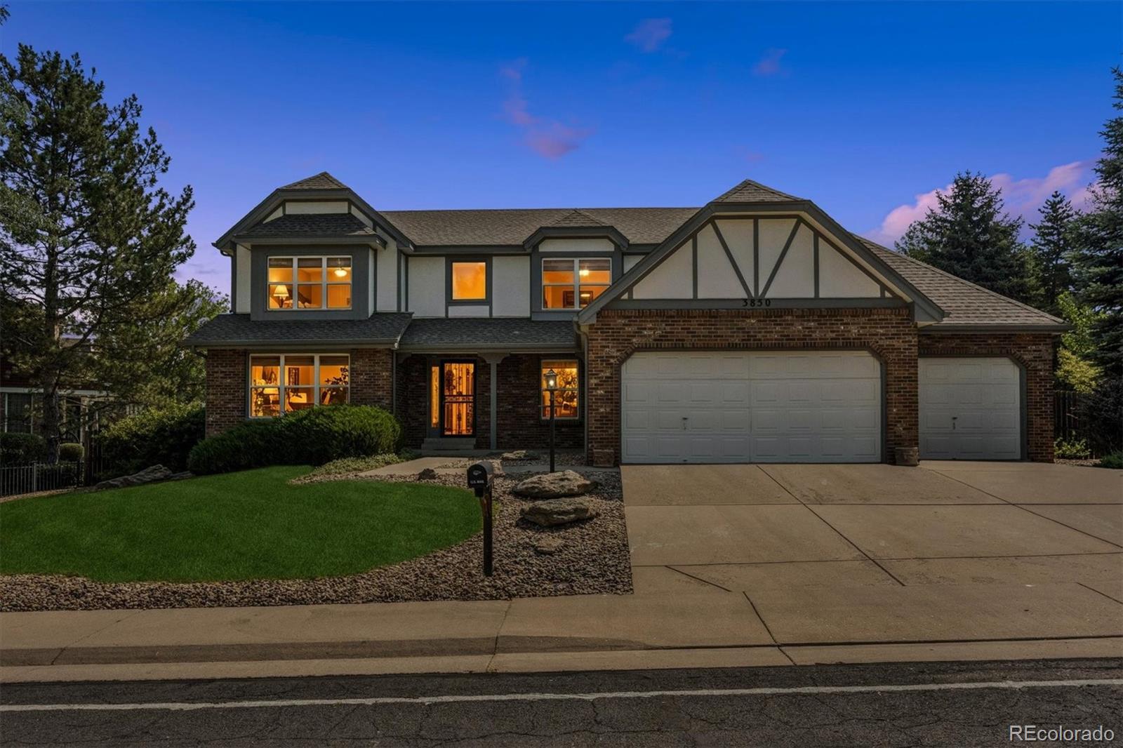 3850 W 103rd Drive