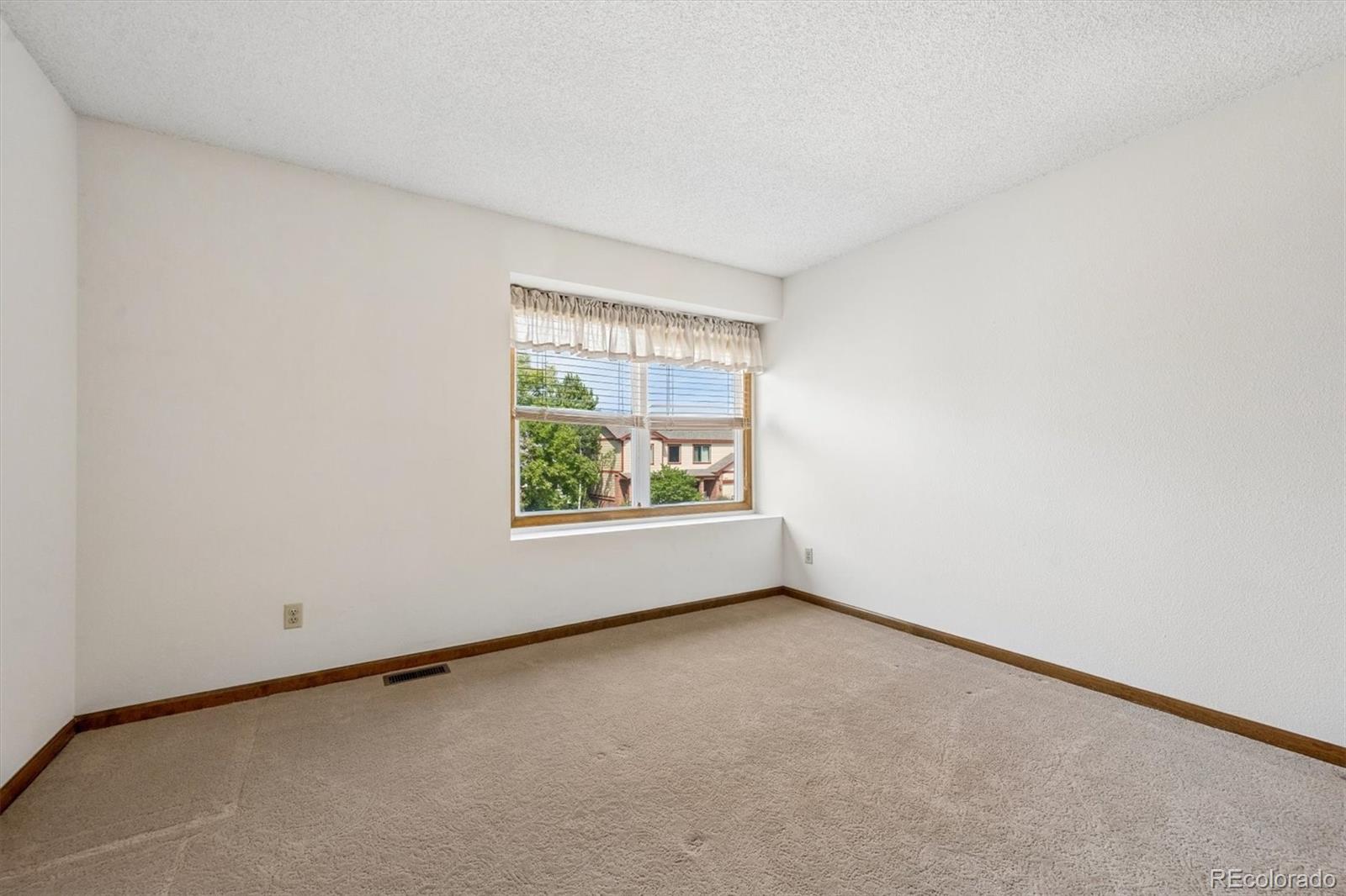 3850 W 103rd Drive