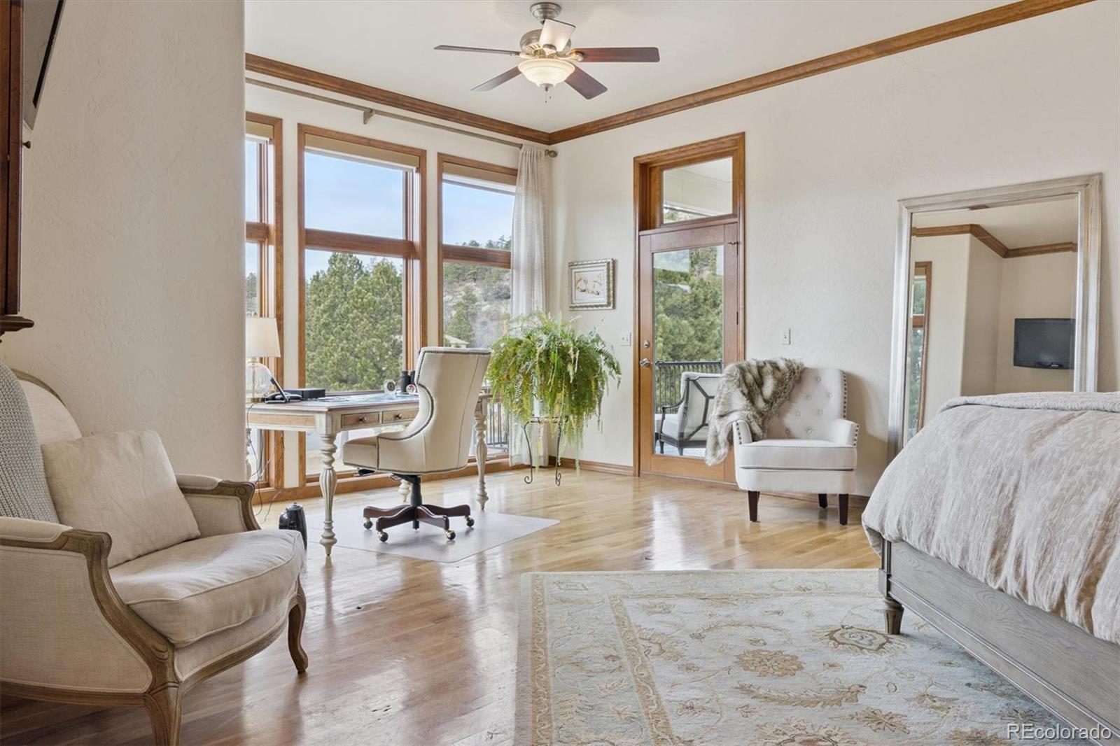 8061 Sugarloaf Road