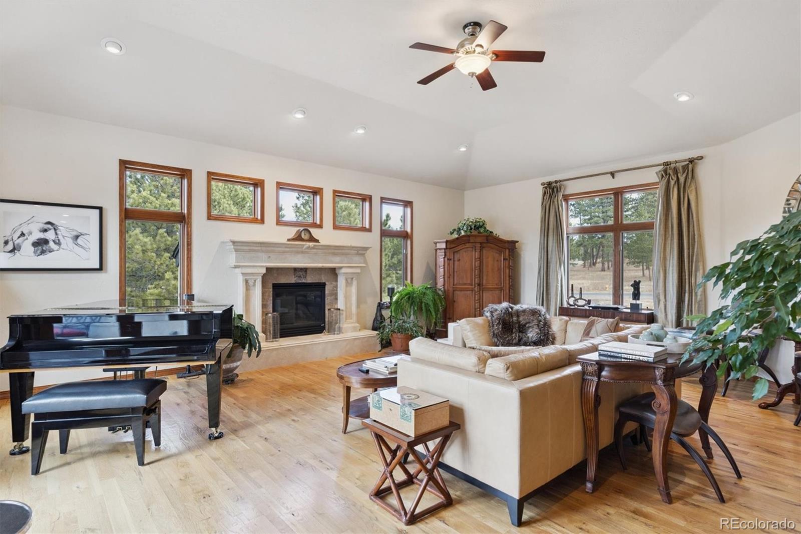 8061 Sugarloaf Road