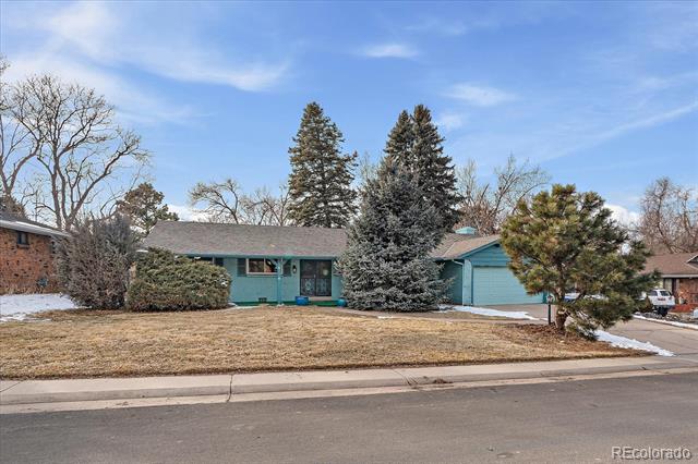 3831 S Hillcrest Drive