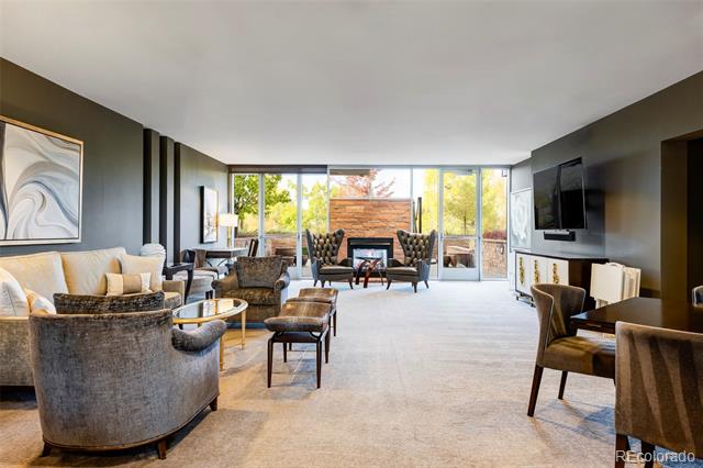 333 S Monroe Street Unit: 308