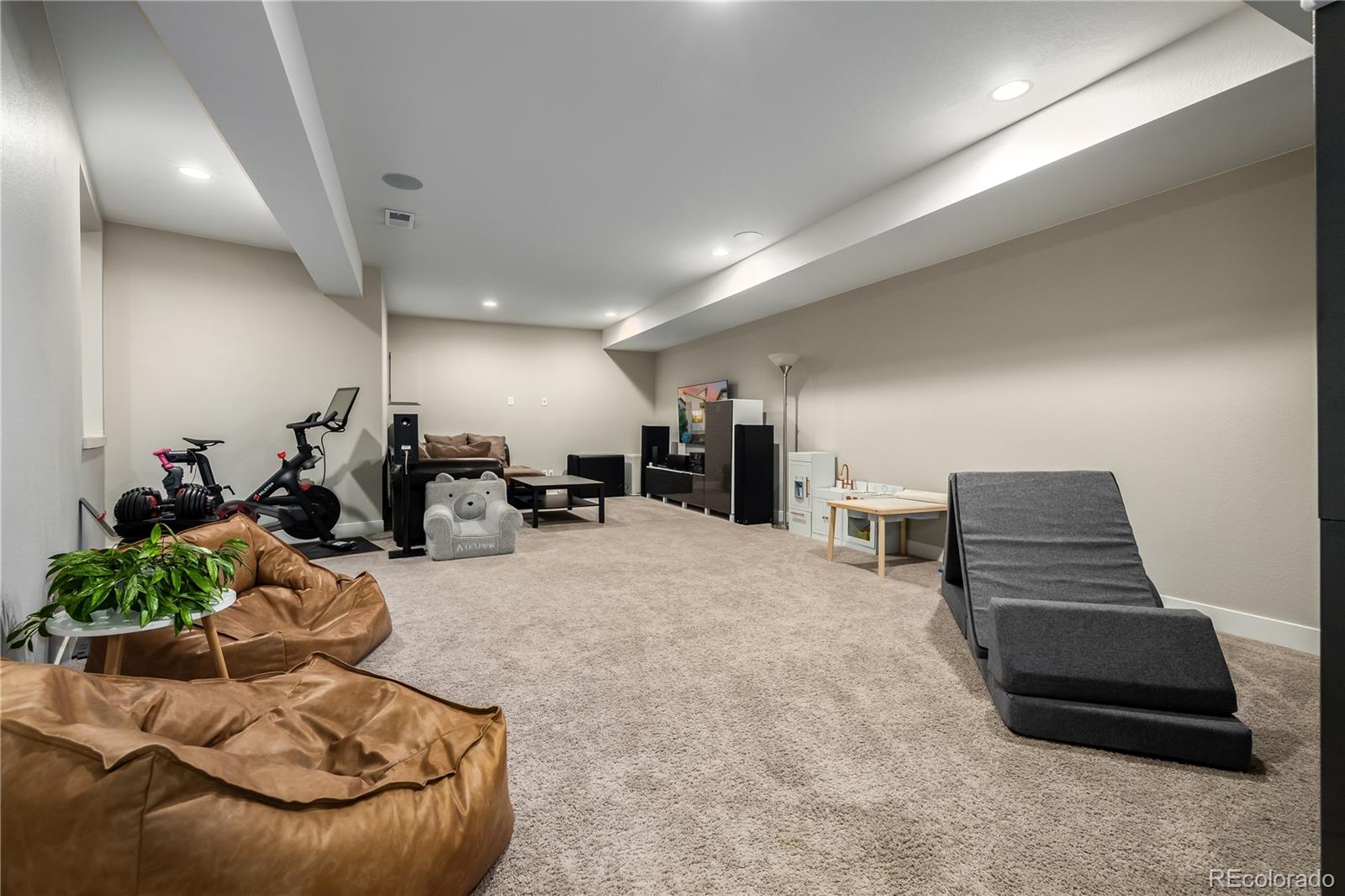 6640 Fern Drive