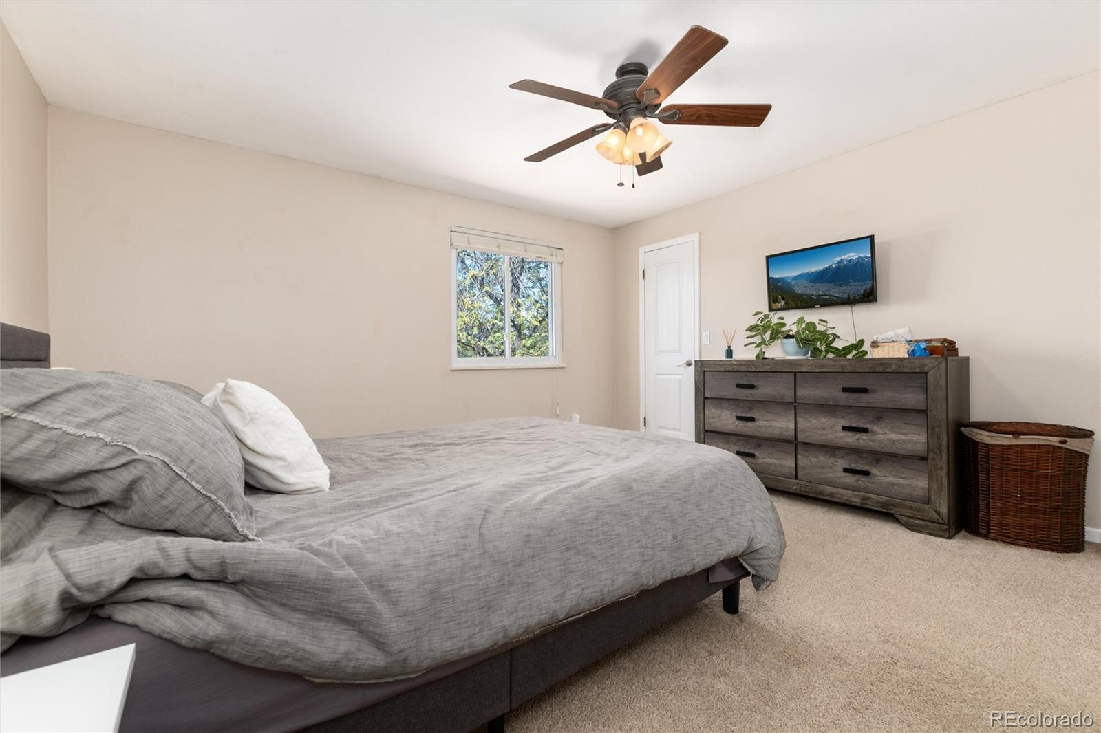 10947 Ash Way