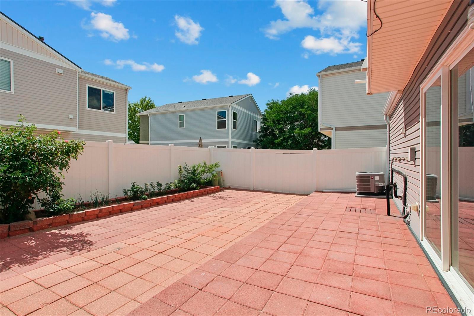 18634 E 45th Place