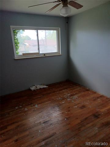 6027 W 61st Place