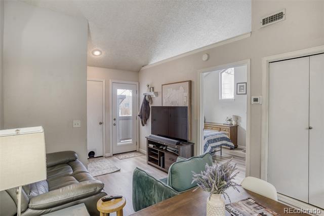 5031 Garrison Street Unit: 204C