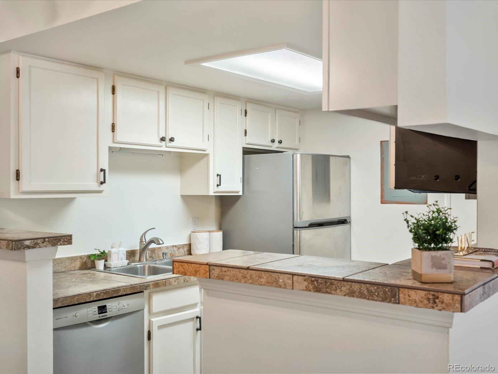 8225 Fairmount Drive Unit: 102