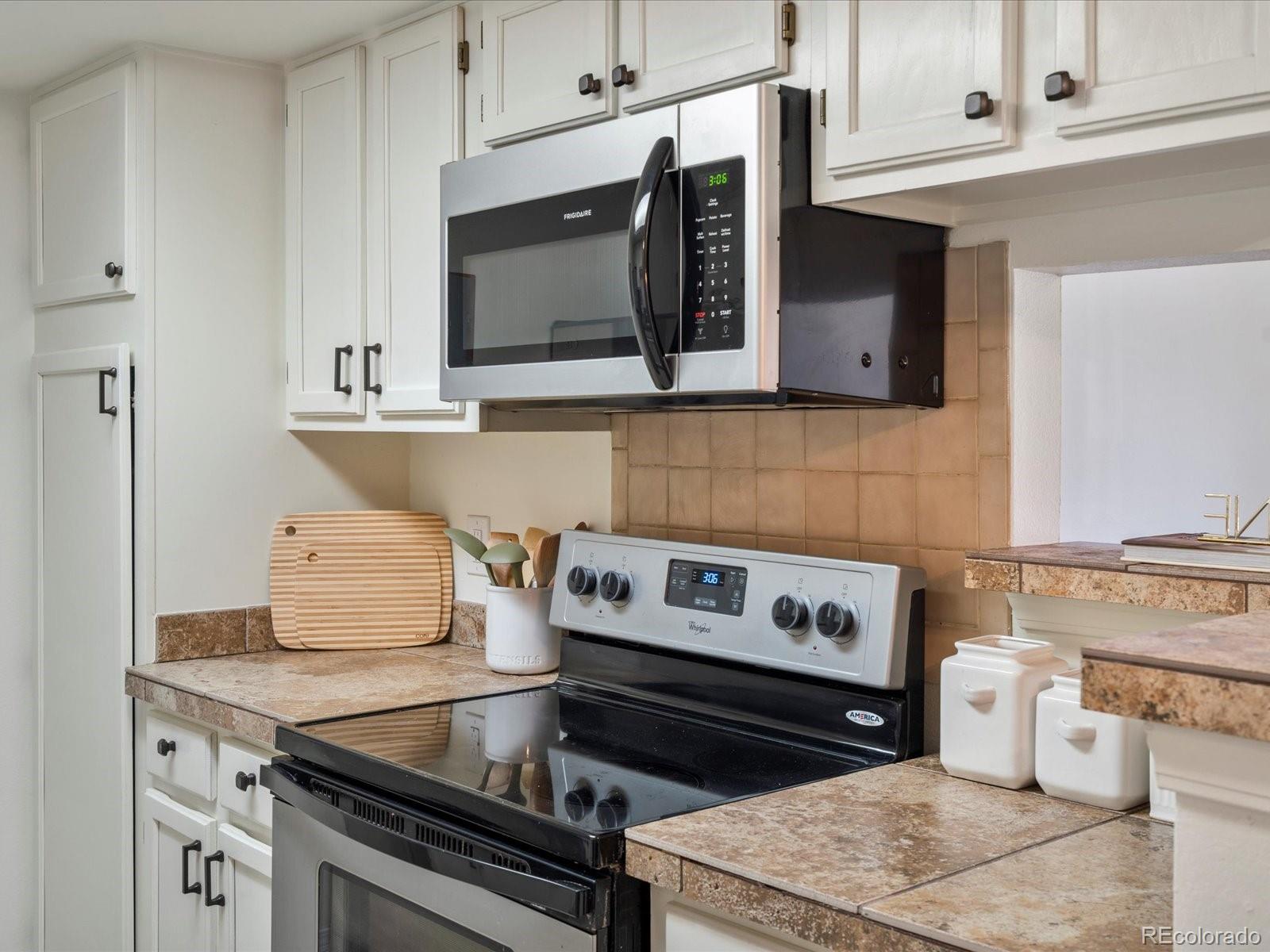 8225 Fairmount Drive Unit: 102