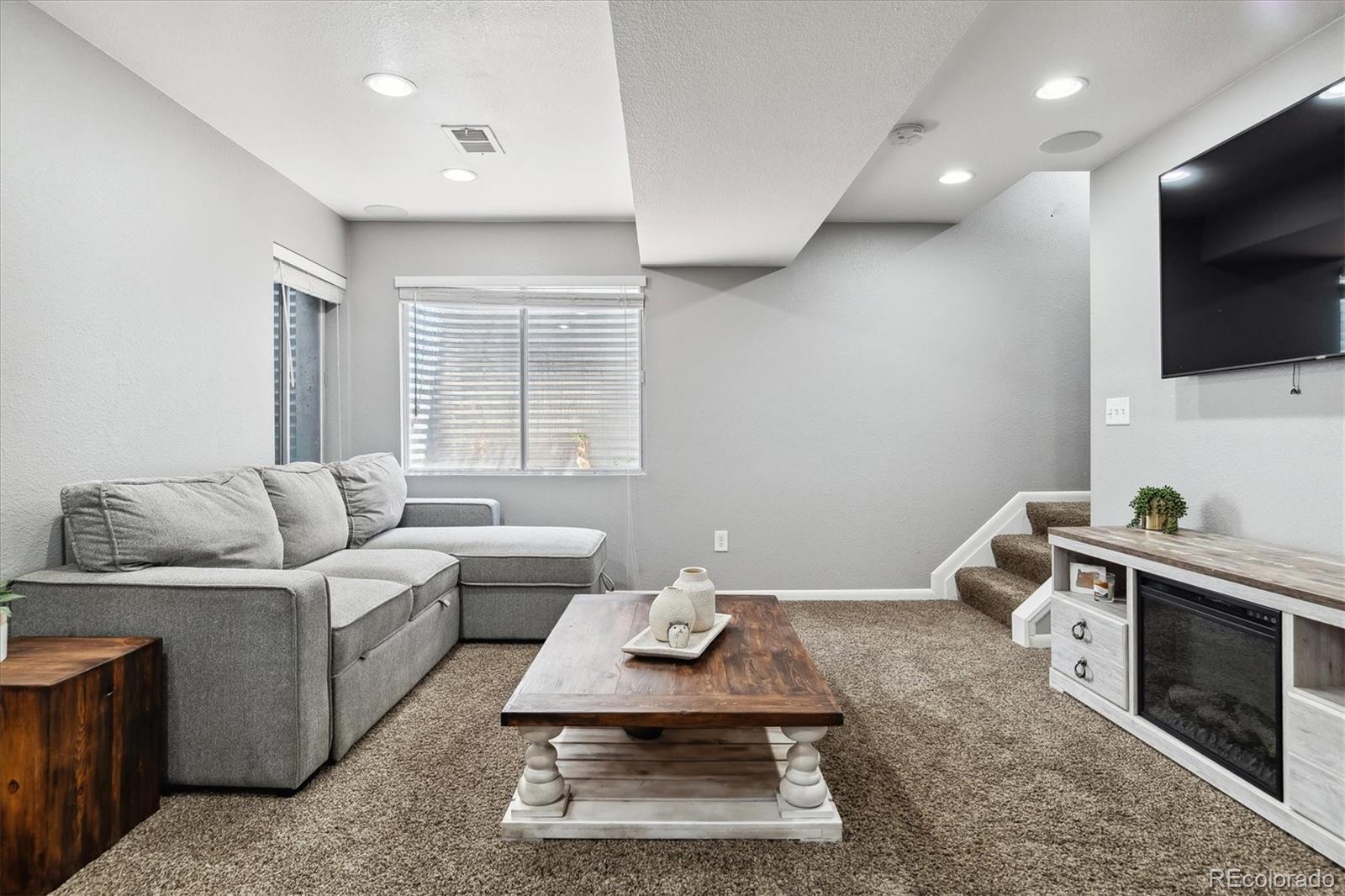 10110 Spotted Owl Avenue