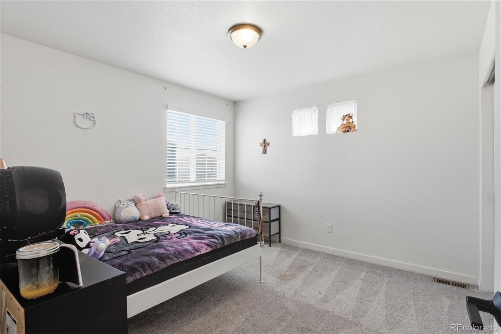 21845 E 44th Place