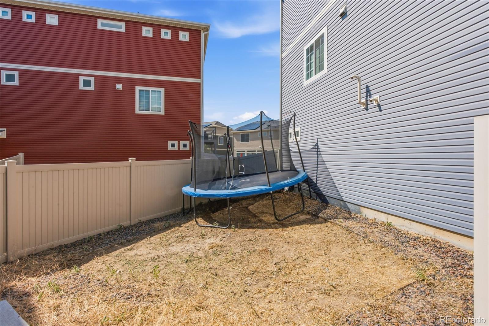 21845 E 44th Place
