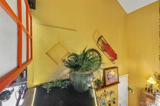 1901 Clear Creek Drive Unit: F304