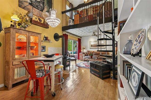 1901 Clear Creek Drive Unit: F304