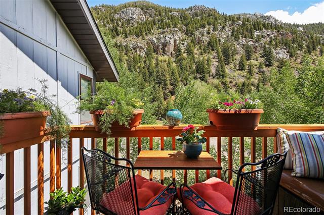 1901 Clear Creek Drive Unit: F304