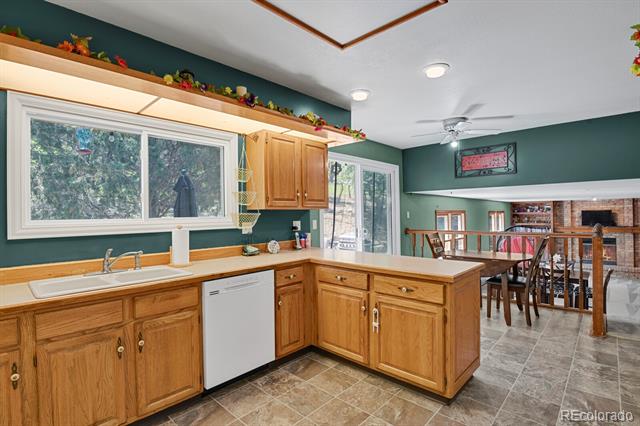 5325 Autumn Hills Court