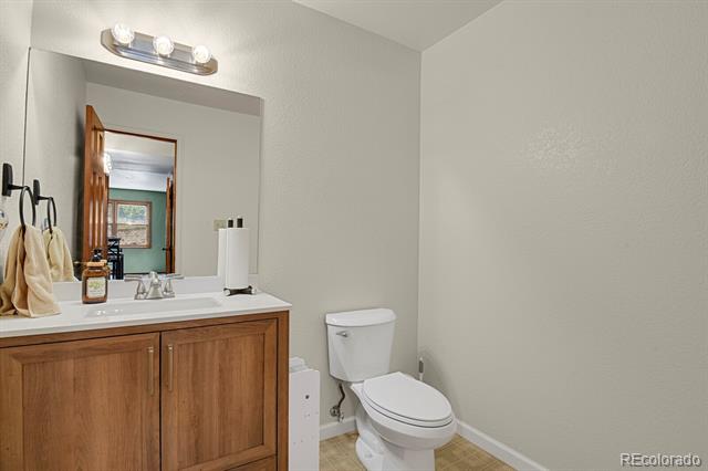 5325 Autumn Hills Court