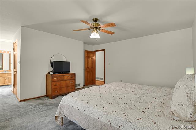 5325 Autumn Hills Court