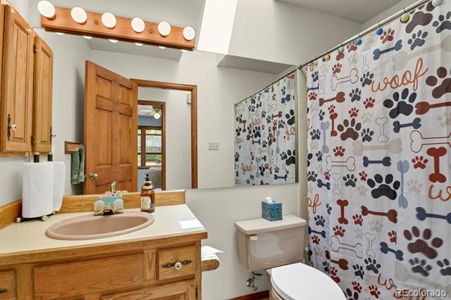 5325 Autumn Hills Court