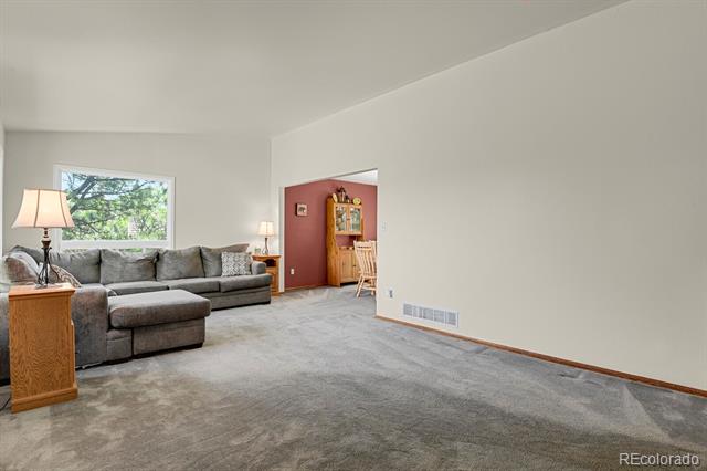 5325 Autumn Hills Court